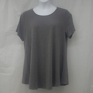 Esenchel Plus Size 2X Gray Swing Top Short Sleeve A Line Flowy Jewel Neck